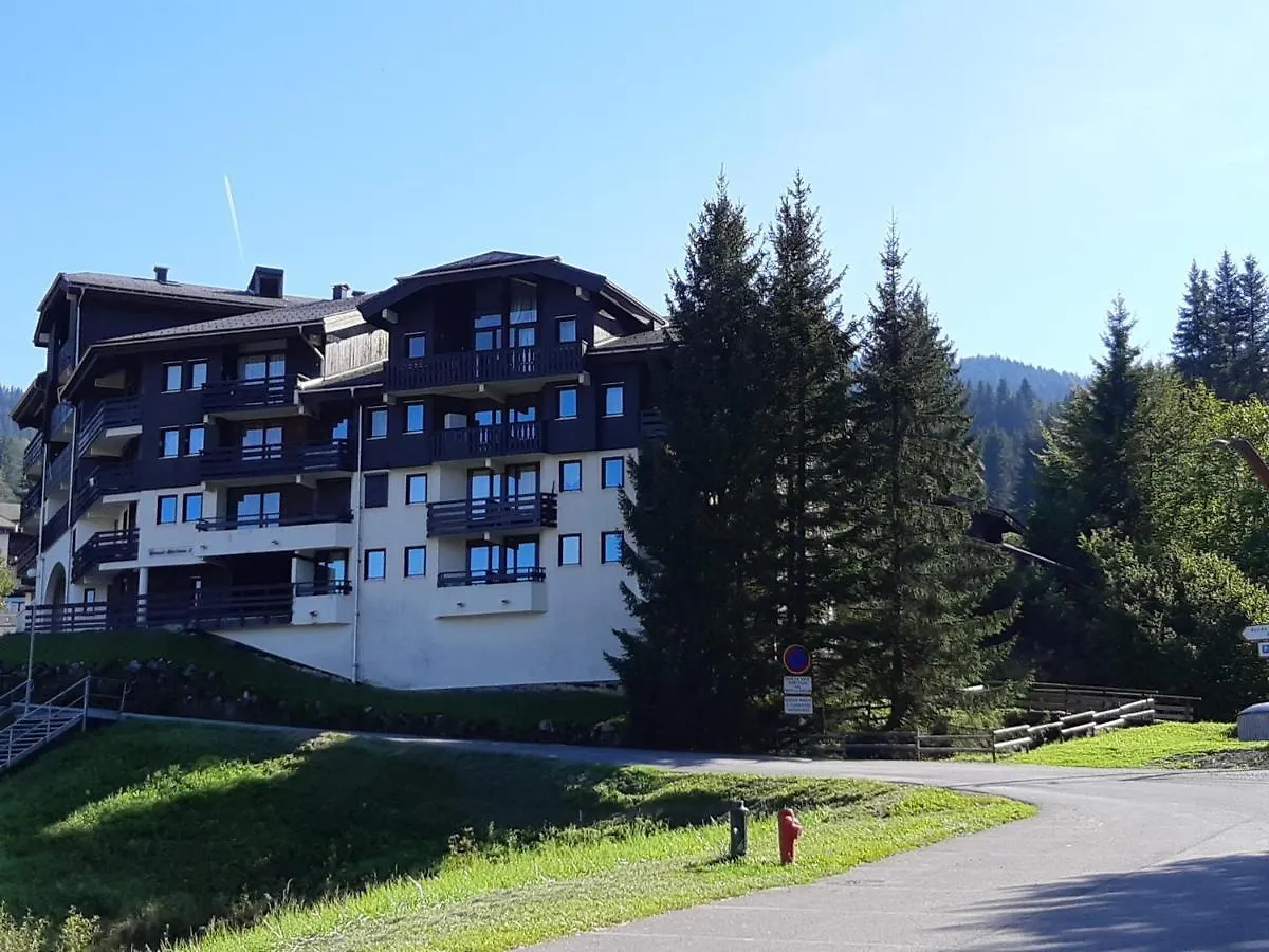 Confortable 2 Pieces A Morillon 1100, Au Pied Des Pistes - Fr-1-642-63 Frankrike